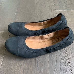 Josef Seibel, the European comfort shoe, EUC